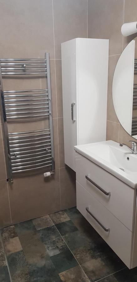 Apartman Greenside Michalovce Exterior photo