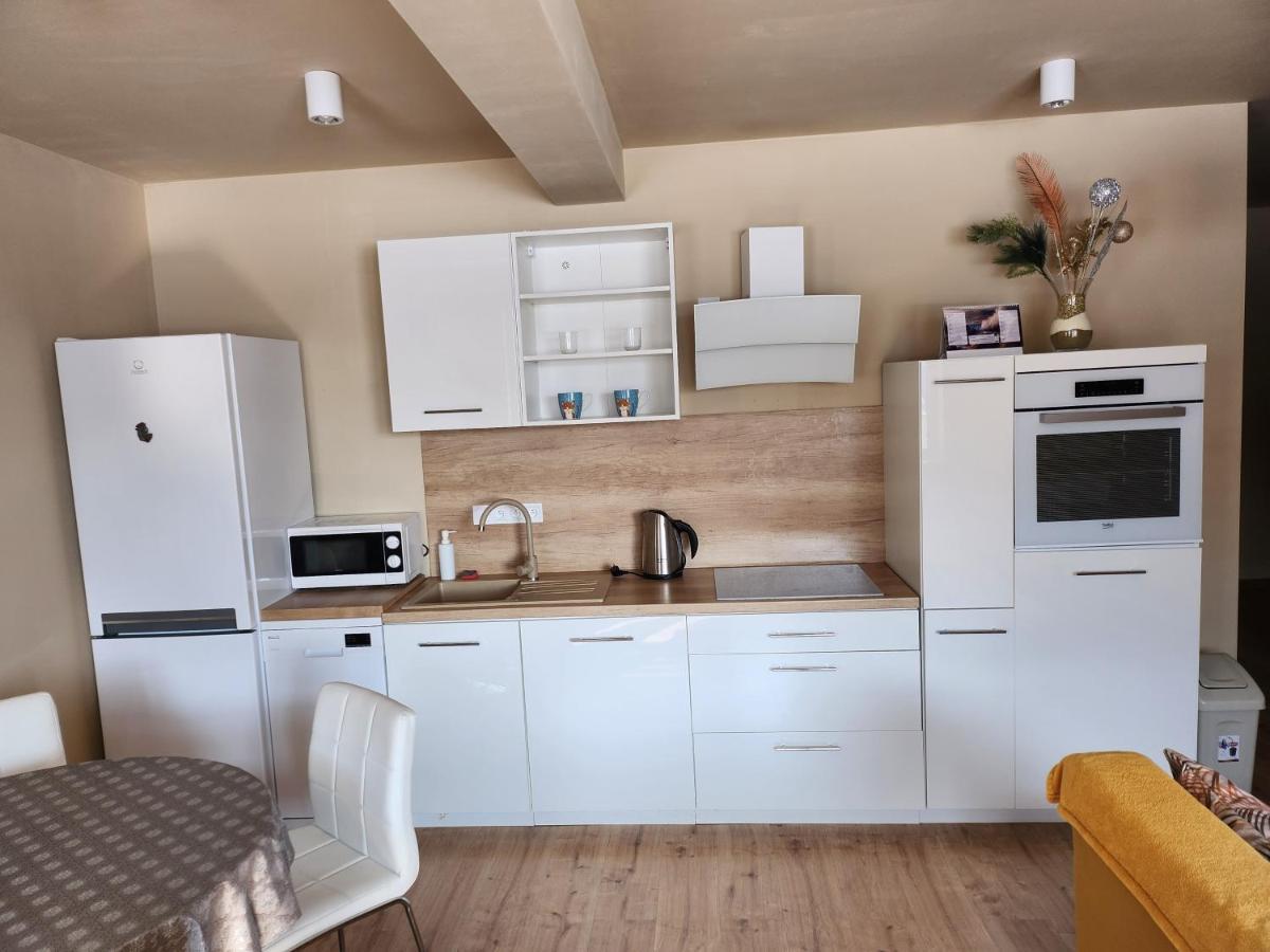 Apartman Greenside Michalovce Exterior photo